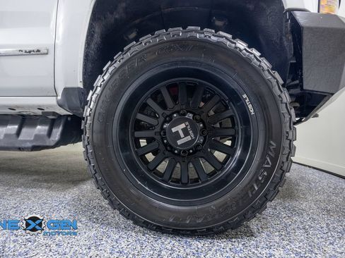 Used 2018 Chevrolet Silverado 3500 High Country w/ Duramax Plus Package AWD/4WD image 44