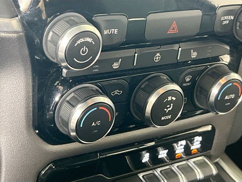 Used 2019 RAM 1500 Big Horn image 20