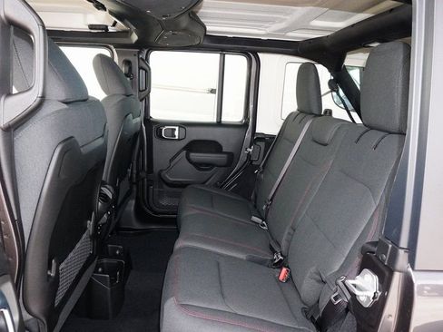 New 2026 Jeep Wrangler Unlimited Rubicon AWD/4WD image 11