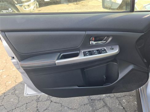 Used 2017 Subaru Crosstrek 2.0i Limited w/ Popular Package #2 image 22