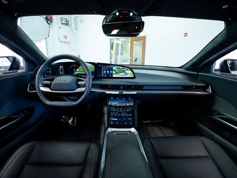 Used 2024 Lucid Air Touring AWD/4WD image 41
