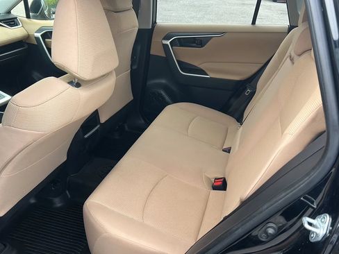 Used 2020 Toyota RAV4 LE w/ All Weather Liner Package AWD/4WD image 11