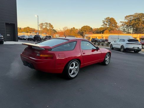 Used 1994 Porsche 928 GTS RWD image 7