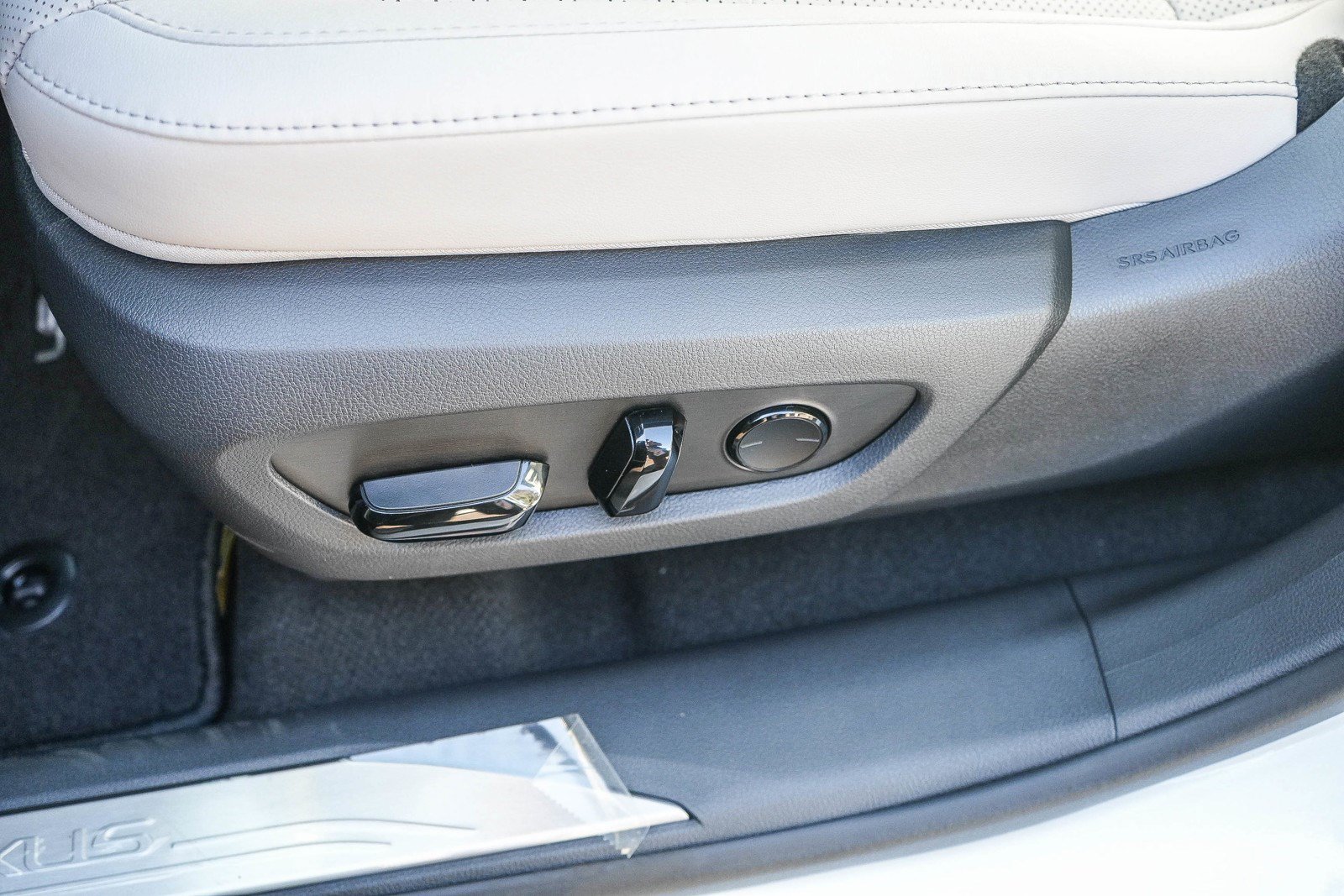 New 2026 Lexus RX 350h AWD/4WD image 21