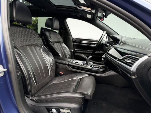 Used 2019 BMW ALPINA B7 xDrive w/ Luxury Rear Seating Package image 38