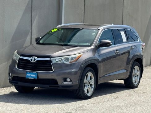 Used 2015 Toyota Highlander Limited image 24
