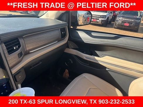 Used 2024 Ford Expedition Max Limited image 17