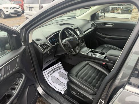 Used 2020 Ford Edge SEL FWD image 9