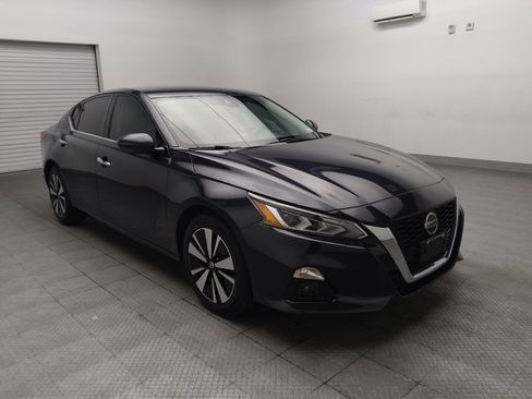 Used 2019 Nissan Altima 2.5 SV FWD image 13