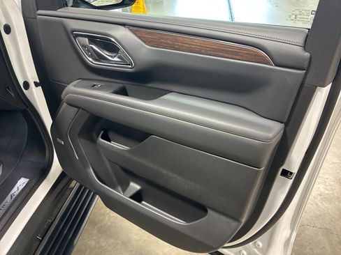 Used 2022 Chevrolet Suburban High Country w/ Max Trailering Package image 15