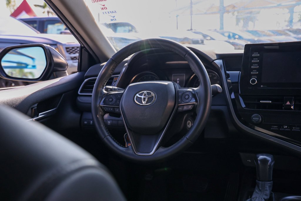 Used 2021 Toyota Camry SE FWD image 23