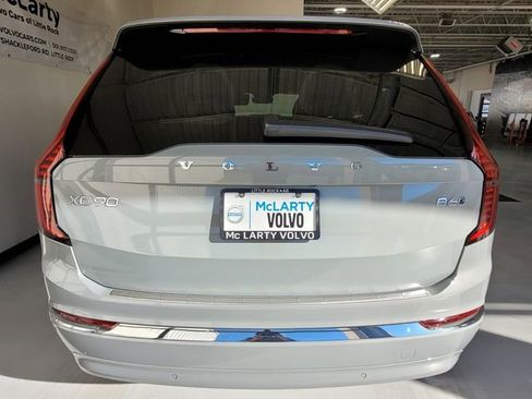 New 2026 Volvo XC90 B6 Plus w/ Protection Package Premier AWD/4WD image 5