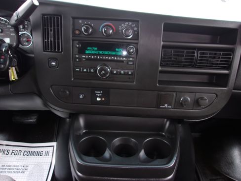 Used 2016 Chevrolet Express 3500 LT w/ LT Preferred Equipment Group image 23