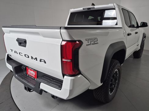 New 2026 Toyota Tacoma SR5 AWD/4WD image 4
