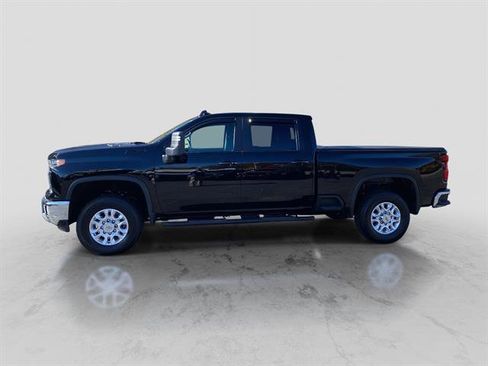 Used 2025 Chevrolet Silverado 2500 LT w/ Convenience Package image 2