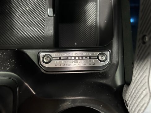 New 2025 Ford Bronco Badlands image 25