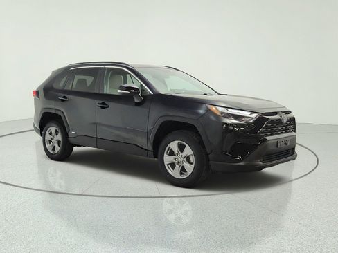 Used 2024 Toyota RAV4 XLE w/ Convenience Package AWD/4WD image 3