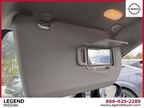 Used 2023 Nissan Rogue SV image 33