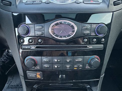 Used 2014 INFINITI Q60 Journey w/ Premium Package image 41