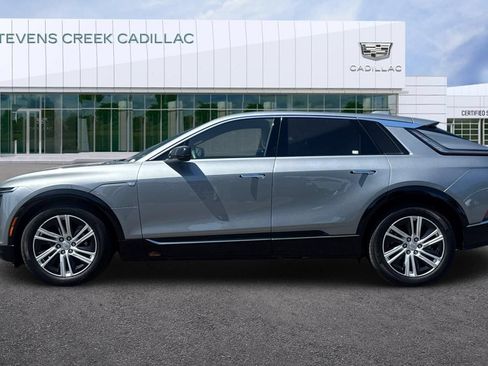 Certified 2024 Cadillac Lyriq Tech RWD image 6