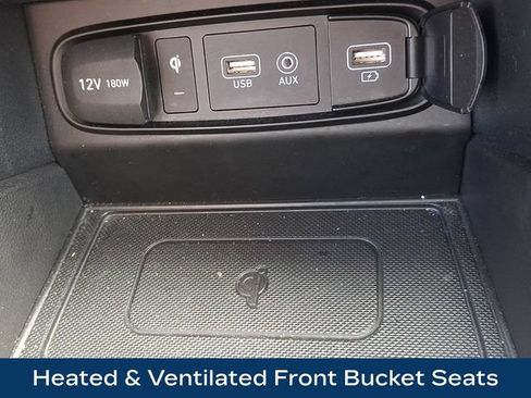 Used 2020 Hyundai Santa Fe Limited AWD/4WD image 17