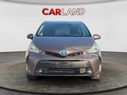 Used 2015 Toyota Prius V Three FWD image 9
