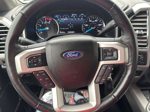 Used 2017 Ford F350 Lariat w/ Chrome Package image 23