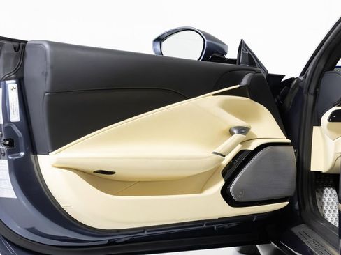 Used 2021 Ferrari Roma image 24