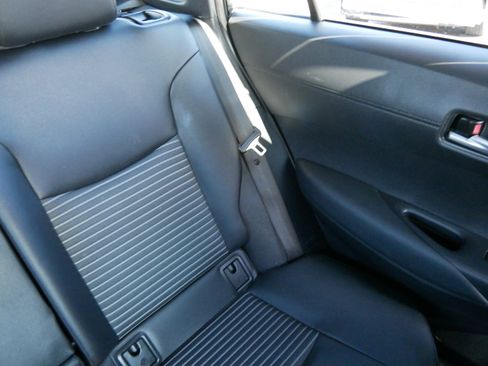 Used 2023 Toyota Corolla Cross XSE w/ Convenience Package image 14