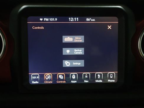 Used 2018 Jeep Wrangler Rubicon AWD/4WD image 23