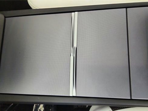 Used 2025 Tesla Model 3 Long Range image 46