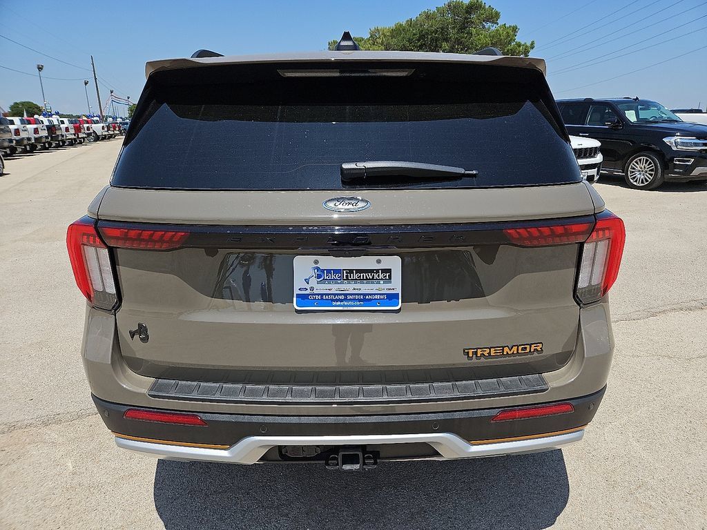 Used 2026 Ford Explorer Tremor w/ Tremor Ultimate Package AWD/4WD image 6