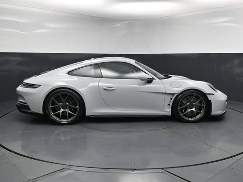 Certified 2024 Porsche 911 GT3 RS RWD image 13