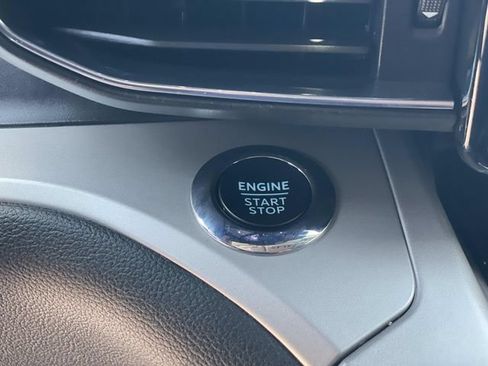 Certified 2023 Ford Explorer XLT w/ Equipment Group 202A RWD image 18