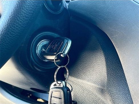 Used 2017 Hyundai Santa Fe Sport image 18