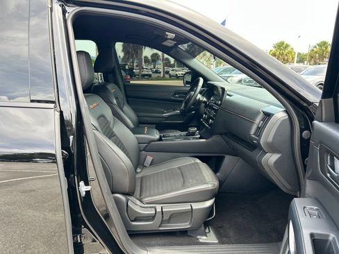 Certified 2025 Nissan Pathfinder Rock Creek AWD/4WD image 40