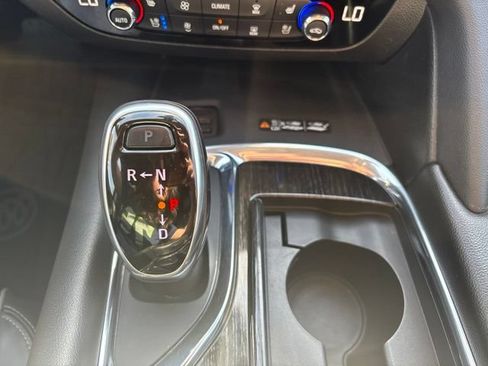 Used 2020 Buick Enclave Avenir w/ Avenir Technology Package AWD/4WD image 16