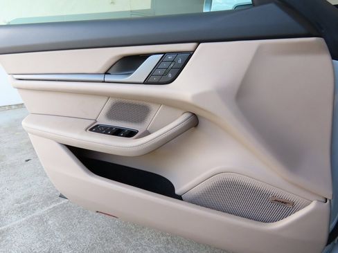 New 2025 Porsche Taycan image 46