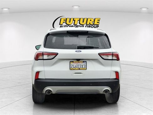 Certified 2021 Ford Escape SE image 8