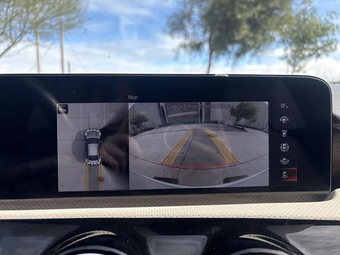 Used 2022 Mercedes-Benz CLA 250 image 26