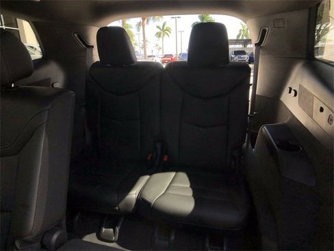 Certified 2023 Cadillac XT6 Luxury image 30