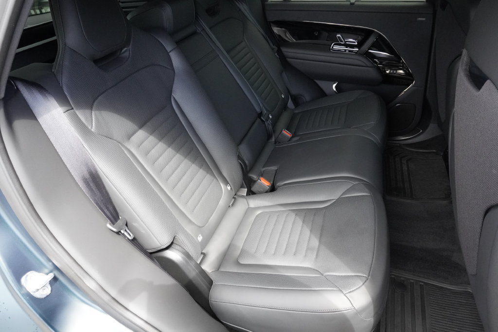 New 2026 Land Rover Range Rover Sport SV AWD/4WD image 27