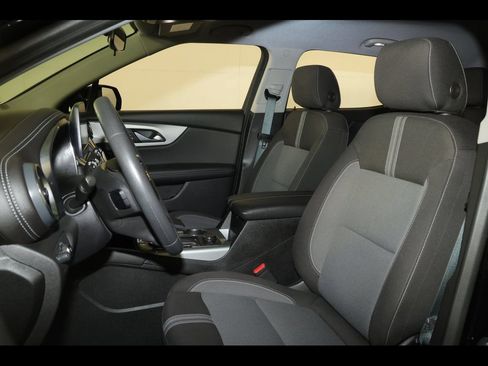 Used 2023 Chevrolet Blazer LT AWD/4WD image 13