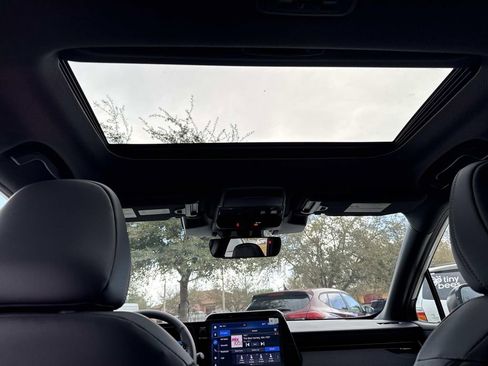 New 2026 Subaru Outback Limited AWD/4WD image 18