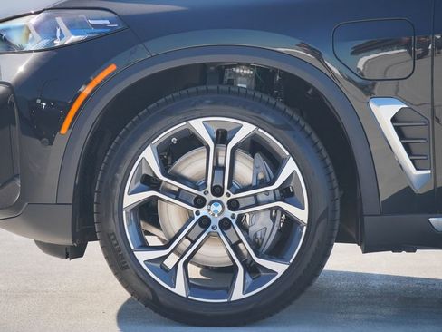 New 2026 BMW X5 xDrive50e w/ Parking Assistance Package image 5