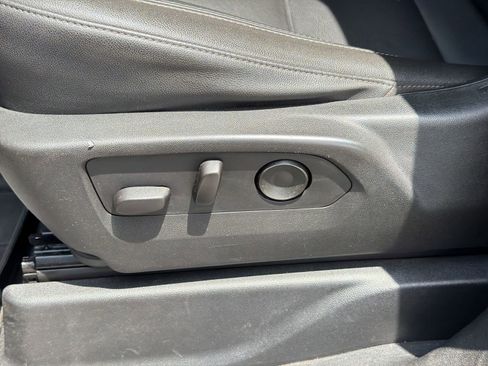 Used 2021 Chevrolet Tahoe LT RWD image 14