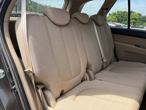 Used 2009 Kia Rondo LX FWD image 21