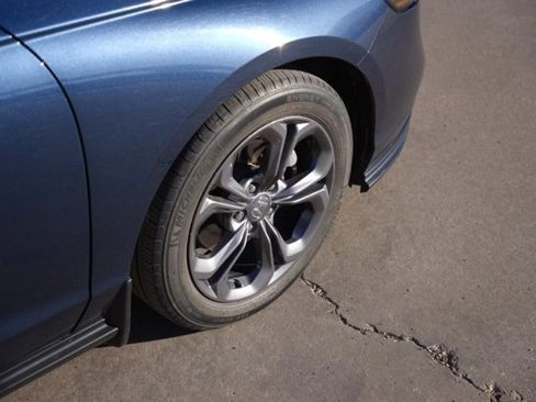 Used 2023 Honda Accord EX image 10