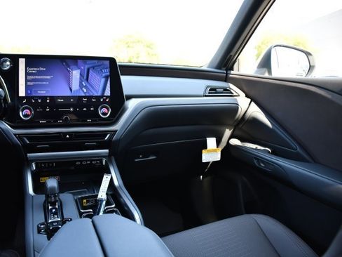 New 2026 Lexus TX 350 AWD image 23