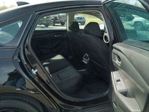 Used 2025 Honda Accord SE image 23
